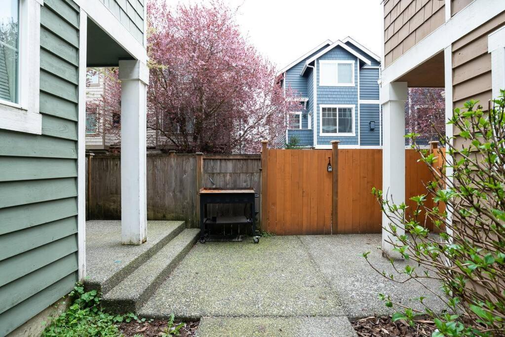 Snug Suite Near Greenlake! Seattle Exteriör bild